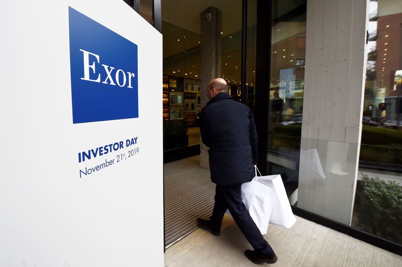 &copy; Reuters. Il logo Exor alla giornata degli investitori tenuta dal gruppo di partecipazione della famiglia Agnelli a Torino