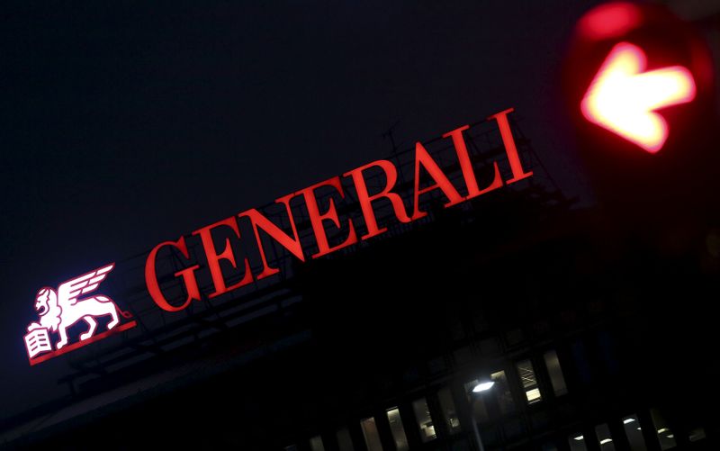 &copy; Reuters. Il logo di Assicurazioni Generali a Milano