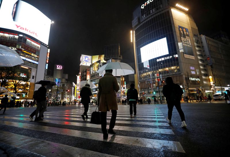&copy; Reuters. 東京都知事、夜間の接客伴う飲食店への出入り自粛要請