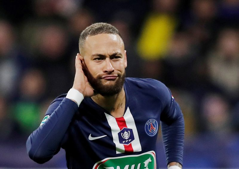 &copy; Reuters. FOTO DE  ARCHIVO. El delantero brasileño Neymar del Paris St Germain celebra un gol ante Olympique Lyonnais en Lyon, Francia. Marzo, 2020. REUTERS/Benoit Tessier