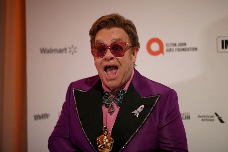 &copy; Reuters. FILE PHOTO: Elton John AIDS Foundation 28th Annual Academy Awards Viewing Party