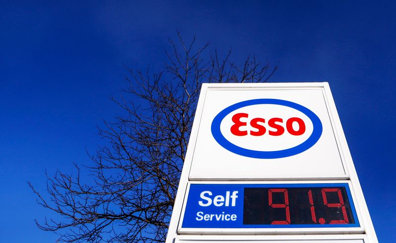 &copy; Reuters. An Esso gas station sign displays the price of fuel at 91.9 cents CAD ($0.72) per litre in Richmond Hill, Ontario