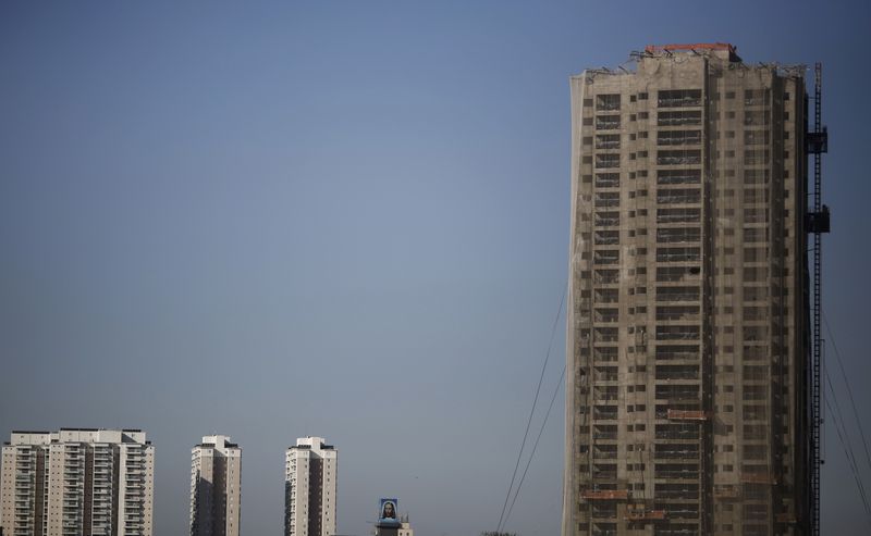 &copy; Reuters. Construction site of residential buildings is pictured in Sao Paulo