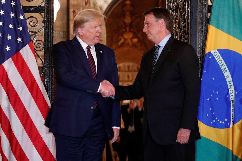 &copy; Reuters. Presidente dos EUA, Donald Trump, e presidente Jair Bolsonaro em encontro na Flórida