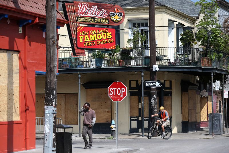 &copy; Reuters. Bares e restaurantes fechados em Nova Orleans