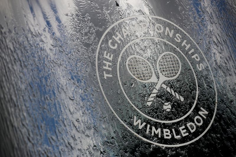 &copy; Reuters. رئيس نادي عموم إنجلترا: منافسات التنس قد لا تعود قبل 2021
