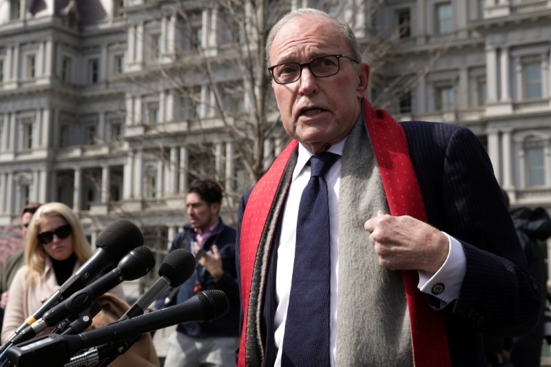 &copy; Reuters. White House adviser Kudlow speaks to reporters about the Trump administration&apos;s response to the coronoavirus outbreak, at the White House in Washington