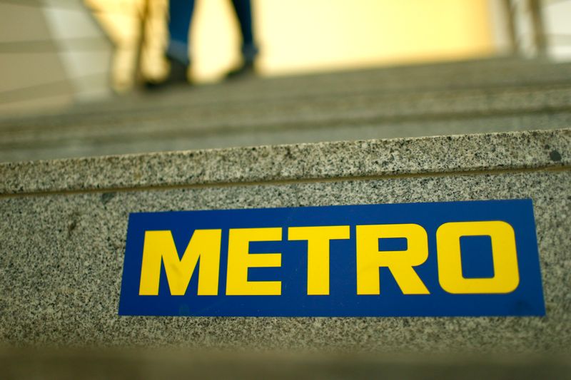 &copy; Reuters. German retailer Metro AG sign is seen on the steps of their headquarters in Duesseldorf