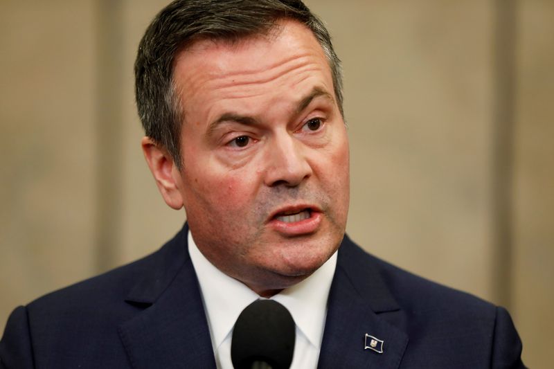 &copy; Reuters. FILE PHOTO: Alberta Premier Kenney speaks during a news conference after meeting with Canada&apos;s Prime Minister Justin Trudeau on Parliament Hill in Ottawa