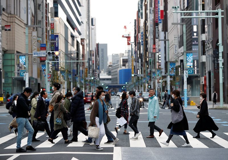 &copy; Reuters. 東京で新たに130人以上感染確認＝報道