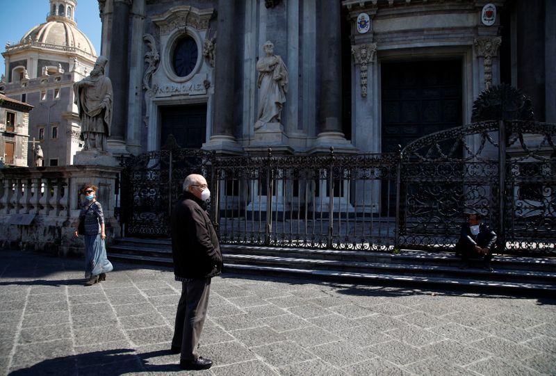 &copy; Reuters. Palm Sunday during the outbreak of the coronavirus disease (COVID-19) in Catania