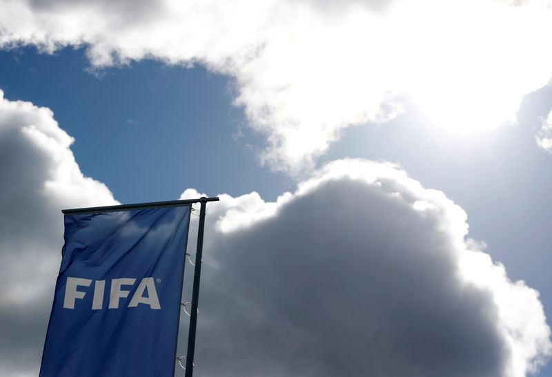 © Reuters. A FIFA flag flies in front of its headquarters in Zurich