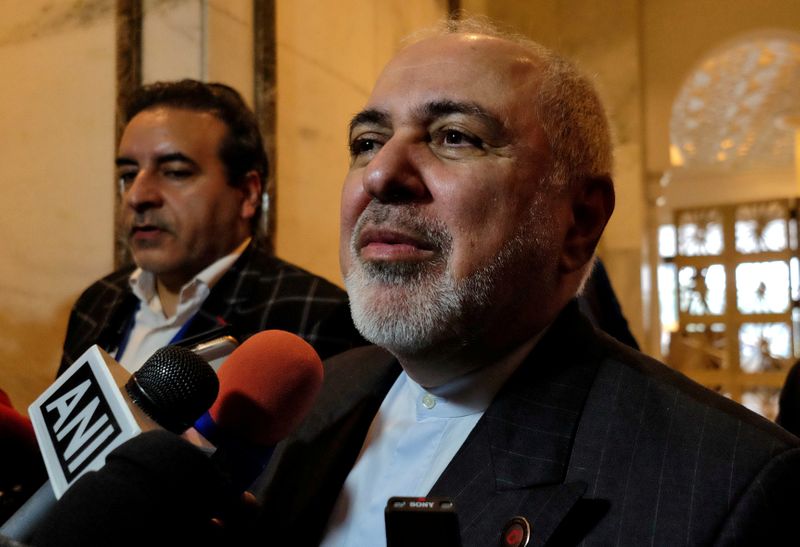 &copy; Reuters. FILE PHOTO: Iran&apos;s Foreign Minister Zarif speaks with the media on the sidelines of a security conference in New Delhi