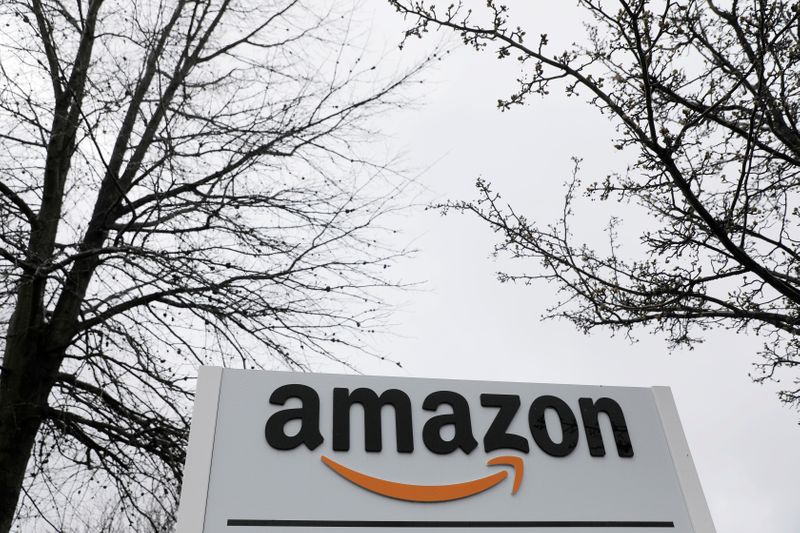 &copy; Reuters. 米アマゾン、自社配送サービスを一時停止へ＝ＷＳＪ