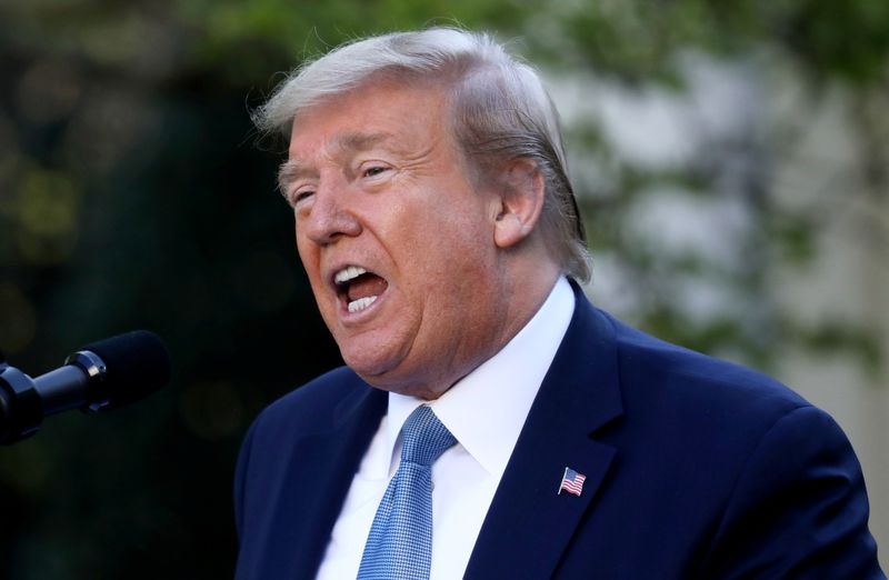 &copy; Reuters. U.S. President Trump leads daily coronavirus response briefing at the White House in Washington