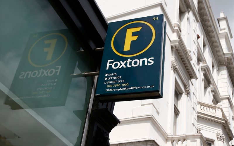 &copy; Reuters. FILE PHOTO: A Foxtons estate agent sign is seen outside a branch in west London