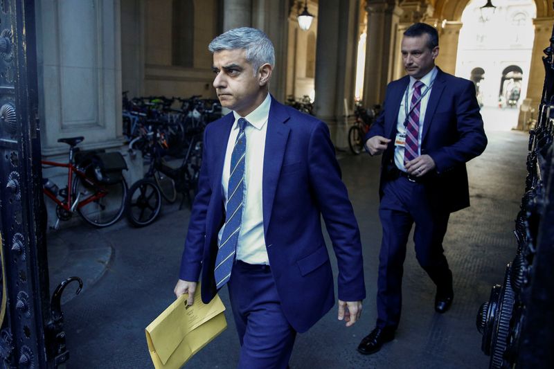 &copy; Reuters. FILE PHOTO:  Mayor of London Sadiq Khan is seen outside Downing Street, as the coronavirus outbreak continues, in London