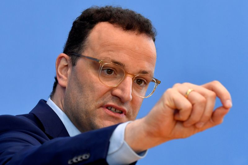 &copy; Reuters. Ministro da Saúde da Alemanha, Jens Spahn, durante entrevista coletiva em Berlim