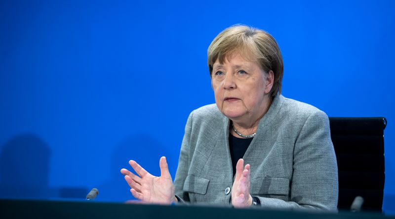 &copy; Reuters. German Chancellor Angela Merkel news conference on the spread of the new coronavirus disease (COVID-19) in Berlin