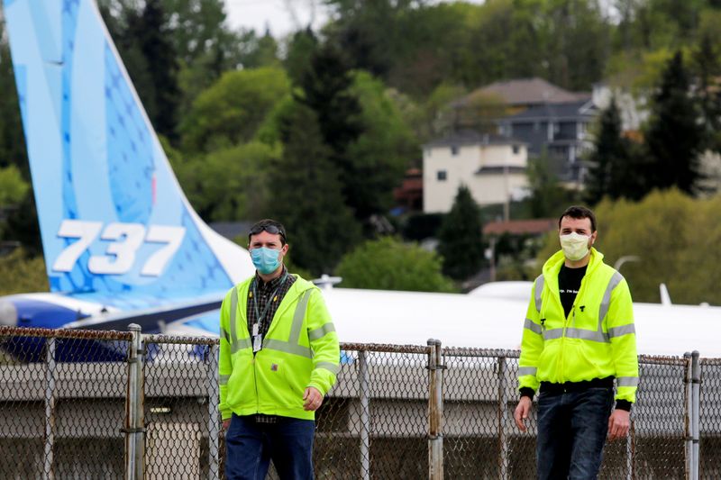 © Reuters. FILE PHOTO: Outbreak of the coronavirus disease (COVID-19) in Renton, Washington