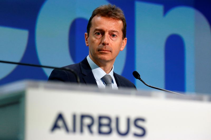 &copy; Reuters. FOTO DE ARCHIVO: El consejero delegado de Airbus, Guillaume Faury, en Blagnac