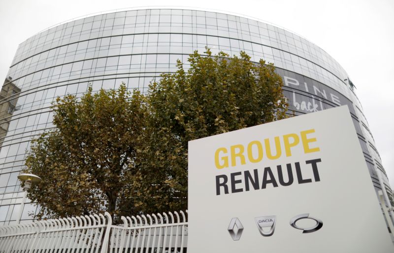 &copy; Reuters. FILE PHOTO: French carmaker Renault headquarters is seen ahead of the company&apos;s news conference in Boulogne-Billancourt