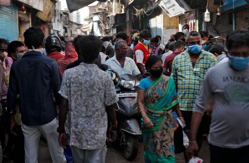 © Reuters. インド、新型コロナの全土封鎖を2週間延長　一部地域では緩和も