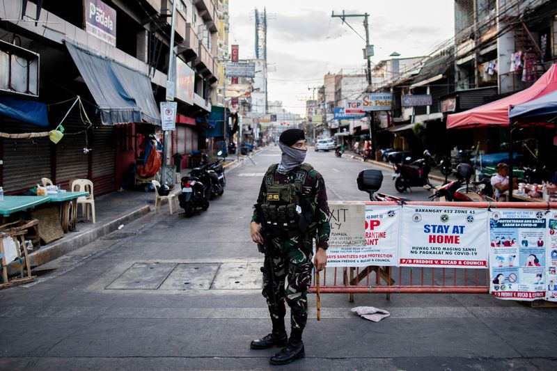 &copy; Reuters. The coronavirus disease (COVID-19) lockdown in Manila