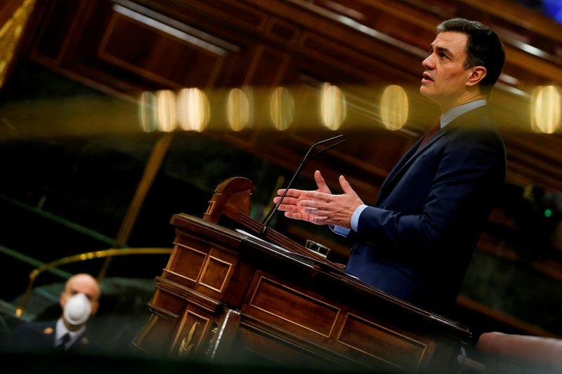 &copy; Reuters. Spanish PM Sanchez speaks during a session on coronavirus disease (COVID-19) at Parliament in Madrid