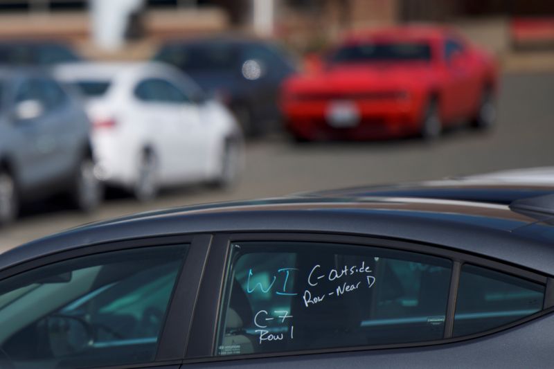 &copy; Reuters. Cars unsold due to the autos market slowdown caused by coronavirus disease (COVID-19) are stored in Philadelphia