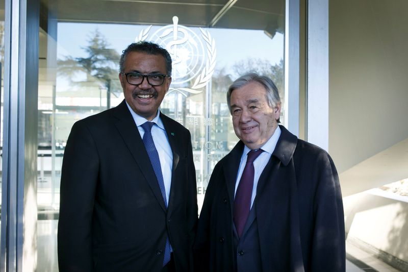 &copy; Reuters. Secretário-geral da ONU, António Guterres, e diretor-geral da OMS, Tedros Adhanom