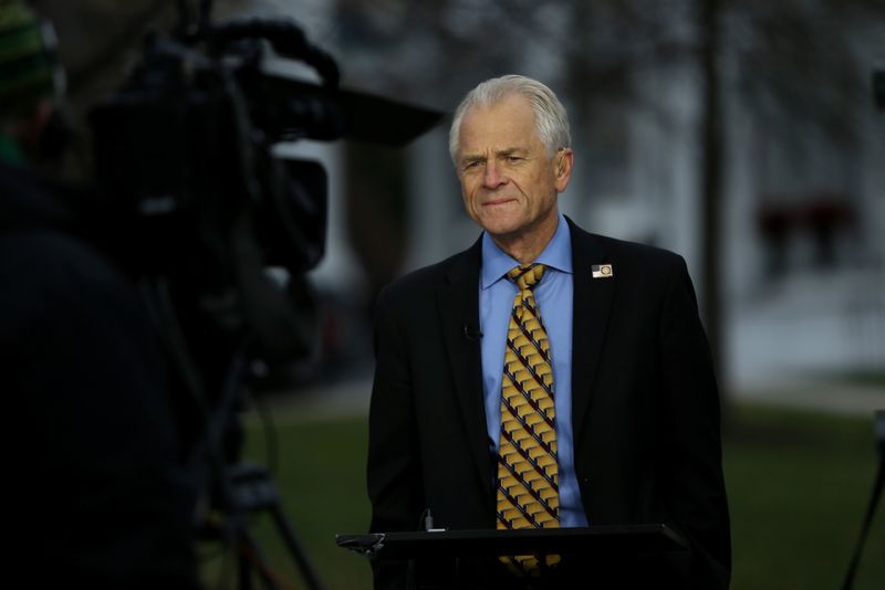 © Reuters. Peter Navarro, assessor comercial da Casa Branca, durante entrevista à Fox News em Washington, EUA