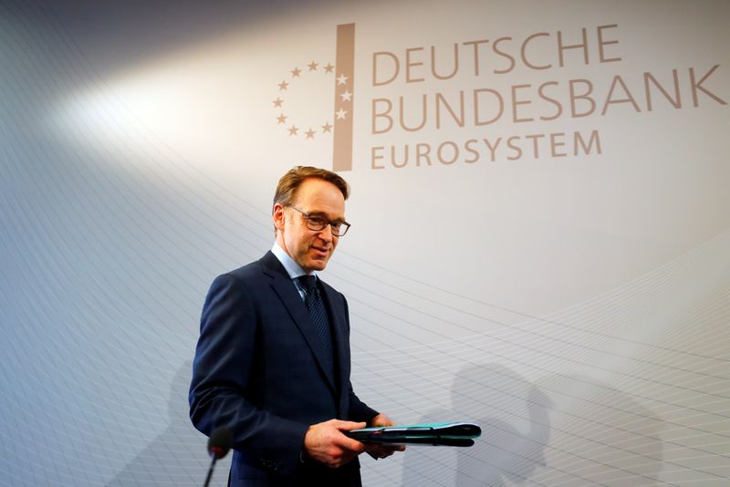 &copy; Reuters. Il presidente Bundesbank Jens Weidmann presents a Francoforte, 27 febbraio 2019