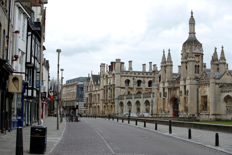 © Reuters. FILE PHOTO: The spread of the coronavirus disease (COVID-19) in Cambridge