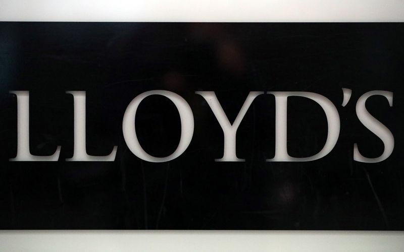 &copy; Reuters. FILE PHOTO: Lloyd&apos;s of London logo at City of London financial district