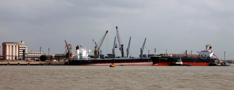 © Reuters. Vista do porto de Itaqui, em São Luís (MA)