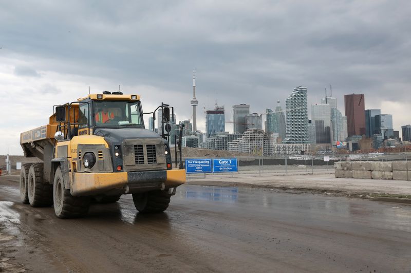 © Reuters. A truck leaves an Eastern Waterfront work site in Toronto