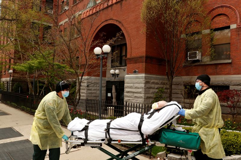 &copy; Reuters. FILE PHOTO: Coronavirus disease (COVID-19) outbreak, in New York