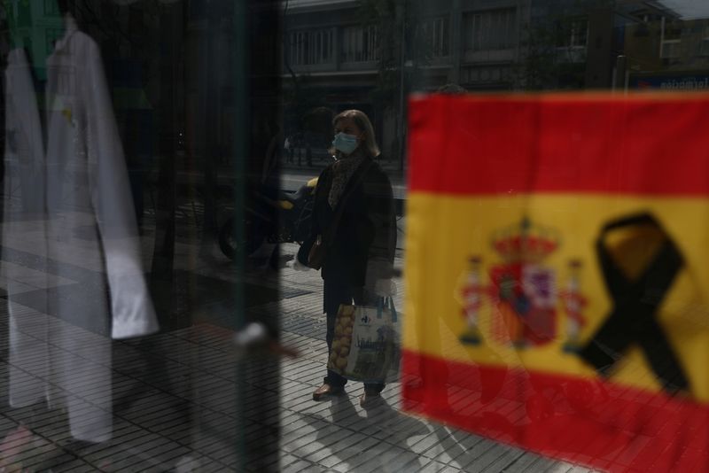 &copy; Reuters. FILE PHOTO: Coronavirus disease (COVID-19) outbreak, in Madrid