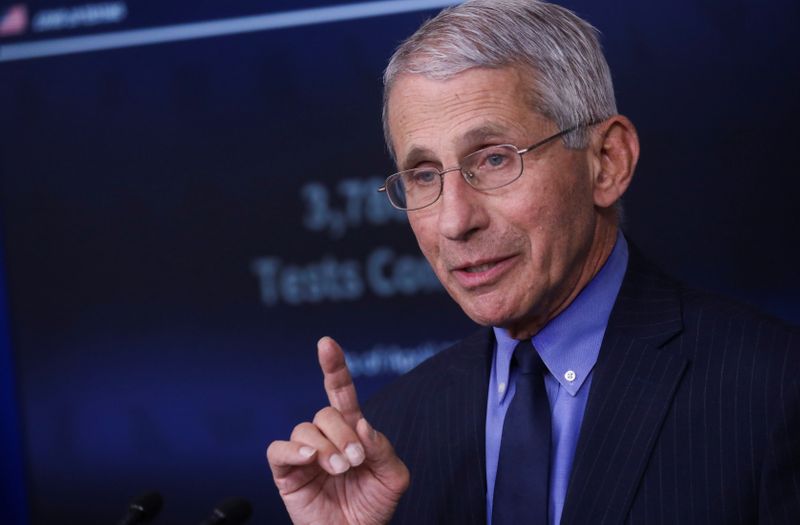 &copy; Reuters. National Institute of Allergy and Infectious Diseases Director Anthony Fauci addresses daily coronavirus response briefing at the White House in Washington