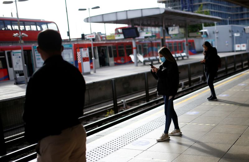 © Reuters. 第1四半期の英ＧＤＰは前期比-2.0％、新型コロナで08年以来の落ち込み