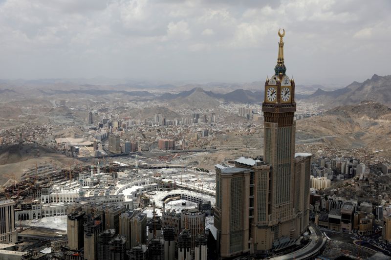 &copy; Reuters. FILE PHOTO: An aerial view of Kaaba at the Grand mosque in the holy city of Mecca