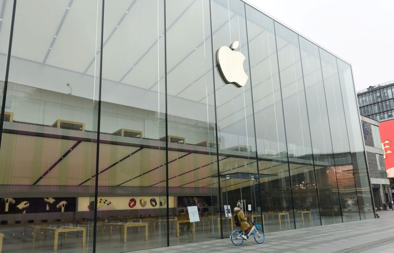 China deve incluir Apple e outras empresas dos EUA em lista negra, diz jornal