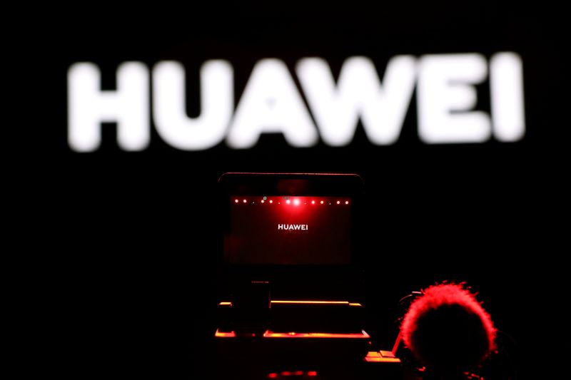 &copy; Reuters. FOTO DE ARCHIVO: El logo de Huawei en un evento en Barcelona