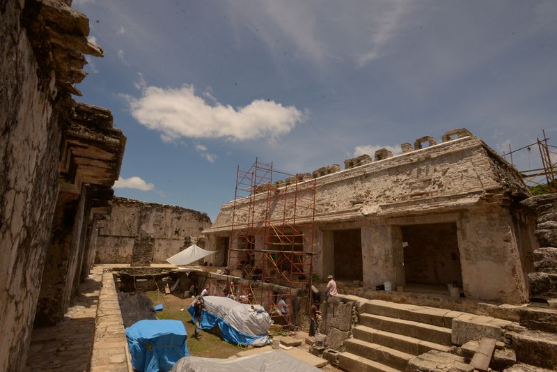 &copy; Reuters. Imagen de archivo. Parte del templo maya de Palenque en el sureste de México.