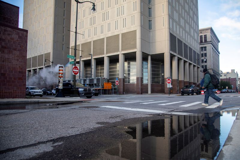 &copy; Reuters. FILE PHOTO: Detroit faces the coronavirus disease (COVID-19) outbreak