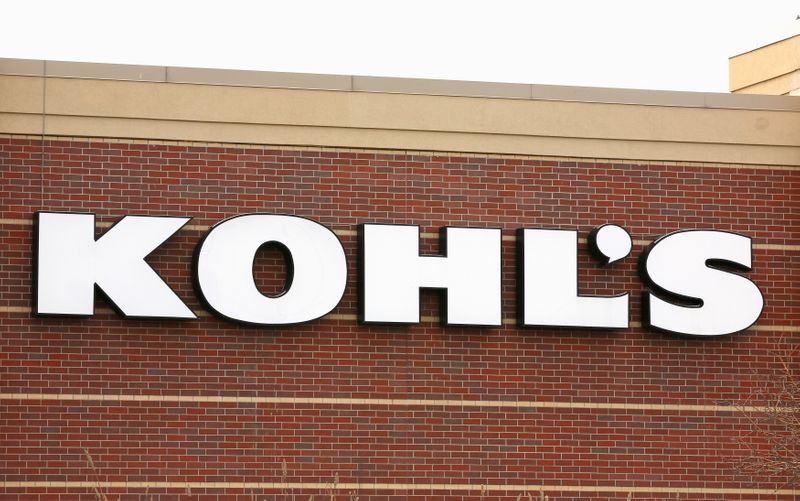 &copy; Reuters. FILE PHOTO:  The sign outside a Kohl&apos;s store is seen in Broomfield, Colorado