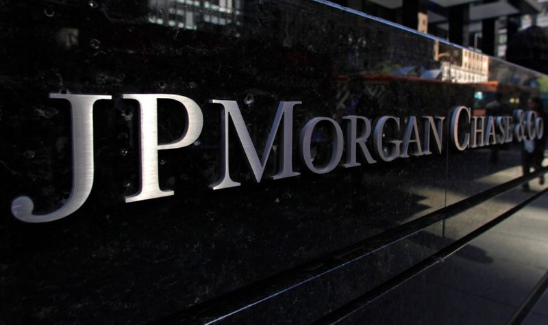 &copy; Reuters. FILE PHOTO:  JP Morgan Chase &amp; Co sign outside headquarters in New York