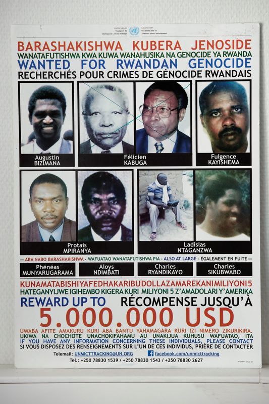 © Reuters. متهم بالإبادة الجماعية في رواندا يمثل أمام مدع عام فرنسي
