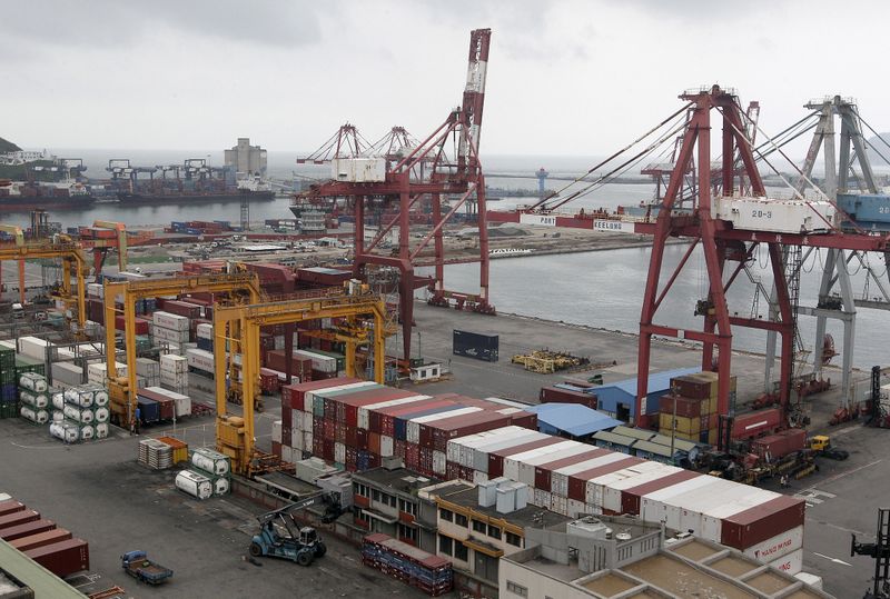 &copy; Reuters. 台湾輸出受注、4月は2カ月連続で増加　テレワーク関連需要が堅調